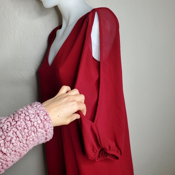 Lulus || Burgundy Vneck Long Sleeve Dress - Picture 2 of 8
